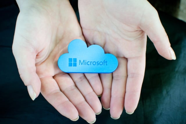 Microsoft cloud in hands